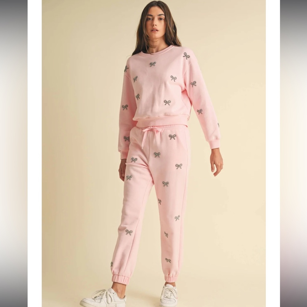 Crystal bow cotton pink sweatpants and shirt set